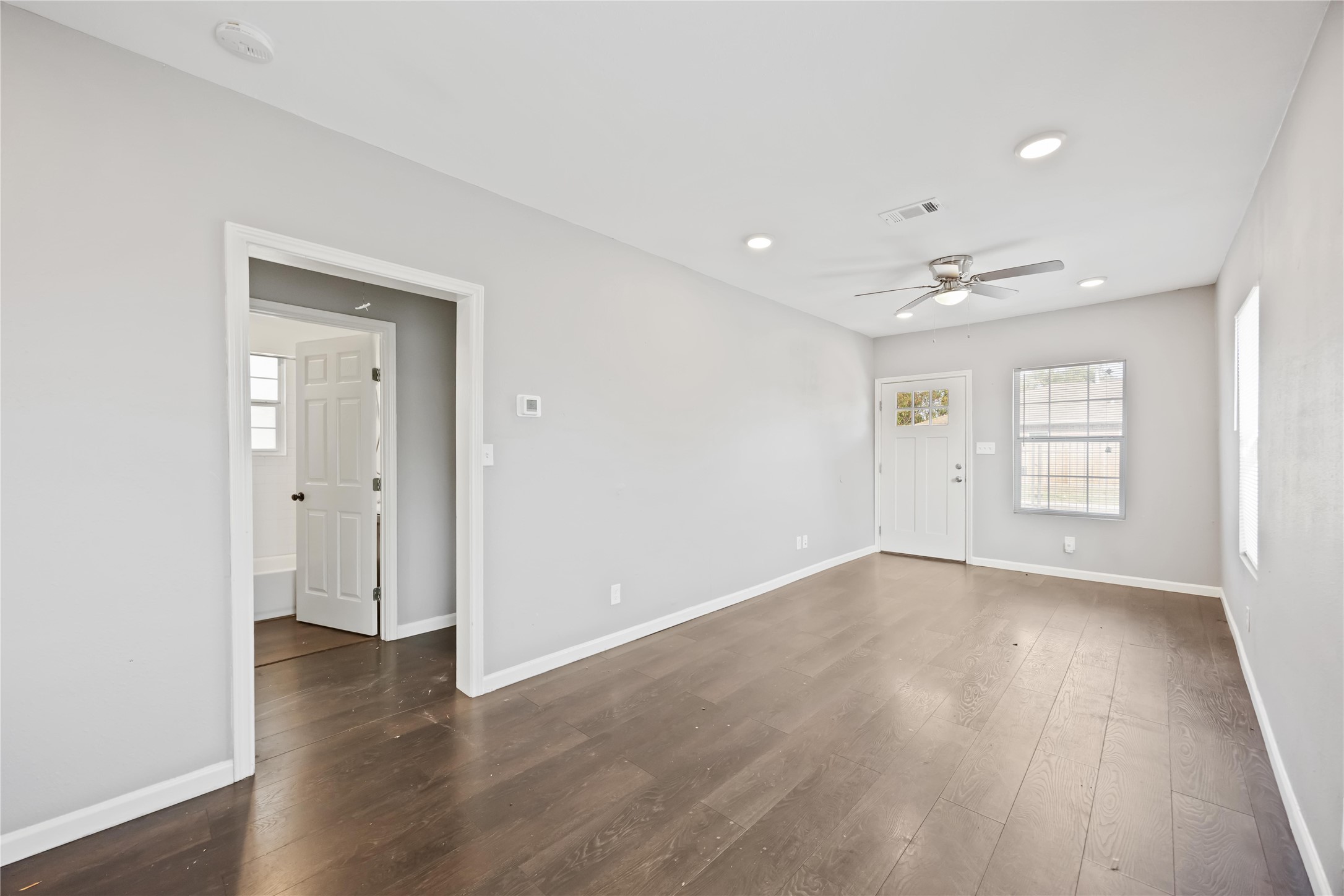 3810 Rawley Street Houston, TX 77020 - Photo 8 of 41