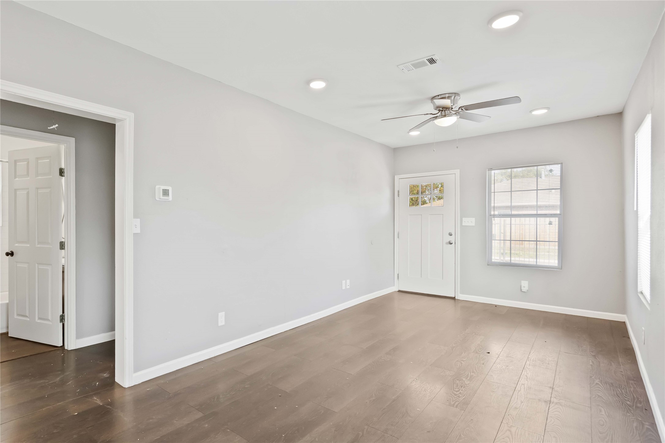 3810 Rawley Street Houston, TX 77020 - Photo 9 of 41