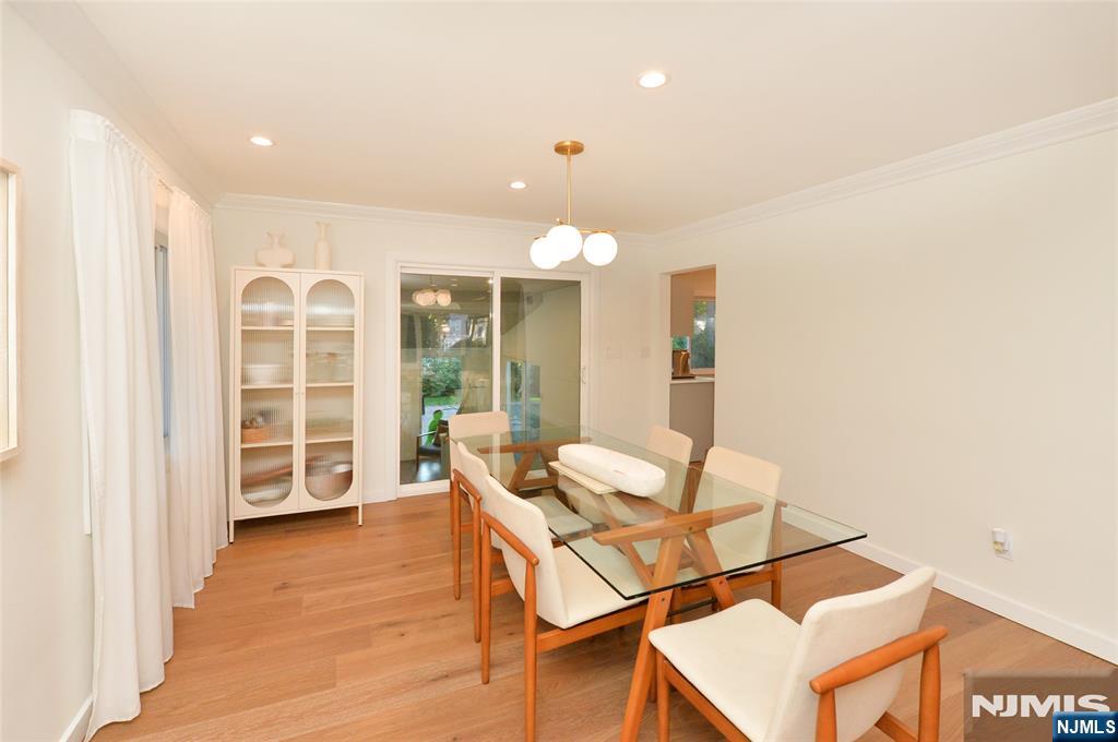 22-20 Radburn Road Fair Lawn, NJ 07410 - Photo 5 of 31 Gallery Image 5