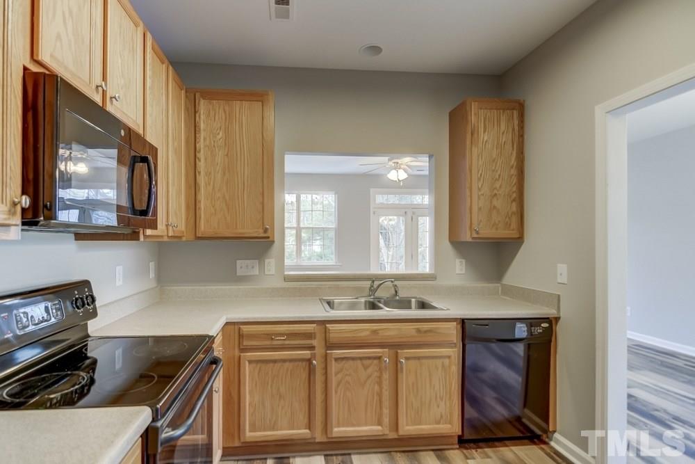 8502 Arboles Court Raleigh, NC 27613 - Photo 7 of 15 Gallery Image 7