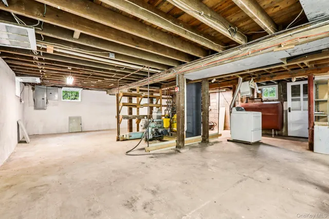 $489,000 | 4320 United States Rte 209, Stone Ridge, NY 12484