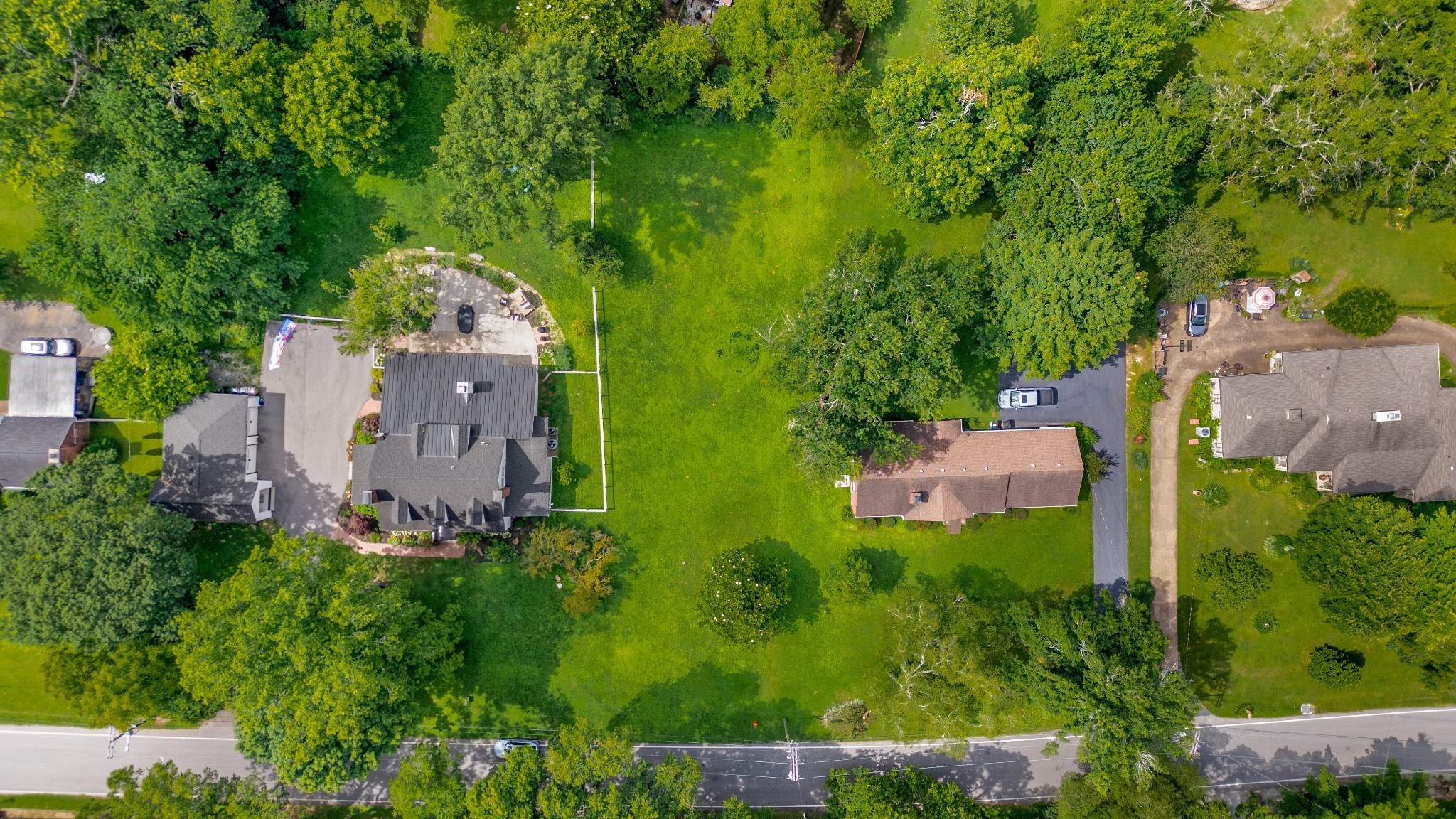 1220 Winding Way Road Nashville, TN 37216 - Photo 3 of 14 Gallery Image 3