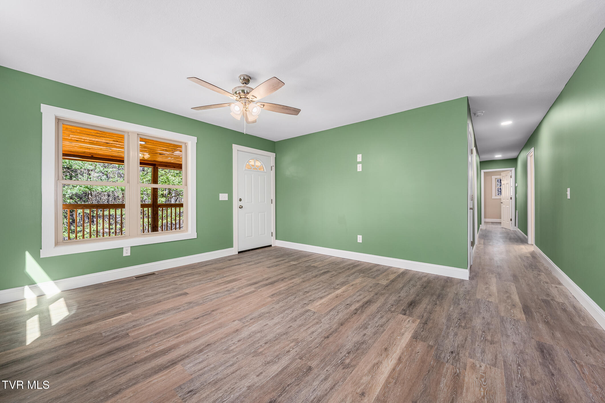 307 Piney Grove Road Hampton, TN 37658 - Photo 29 of 43 307 Piney Grove Rd (25 of 43)