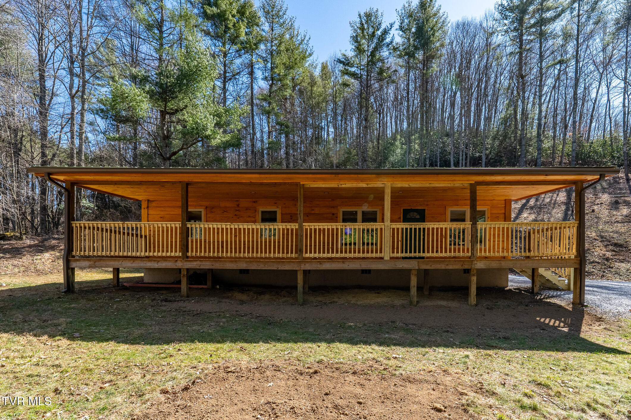307 Piney Grove Road Hampton, TN 37658 - Photo 8 of 43 307 Piney Grove Rd (4 of 43)