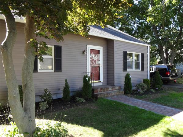 18 Leggs Hill Road Marblehead, MA 01945 - Photo 3 of 21 Gallery Image 3