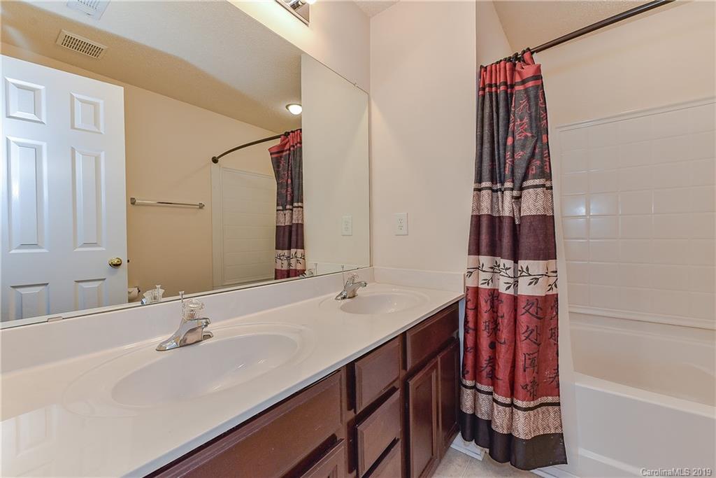 10620 Broken Branch Road Charlotte, NC 28213 - Photo 28 of 40 Gallery Image 28
