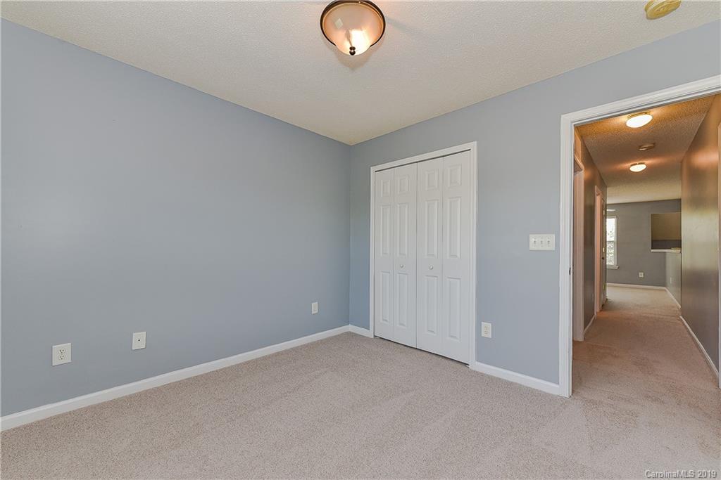 10620 Broken Branch Road Charlotte, NC 28213 - Photo 33 of 40 Gallery Image 33
