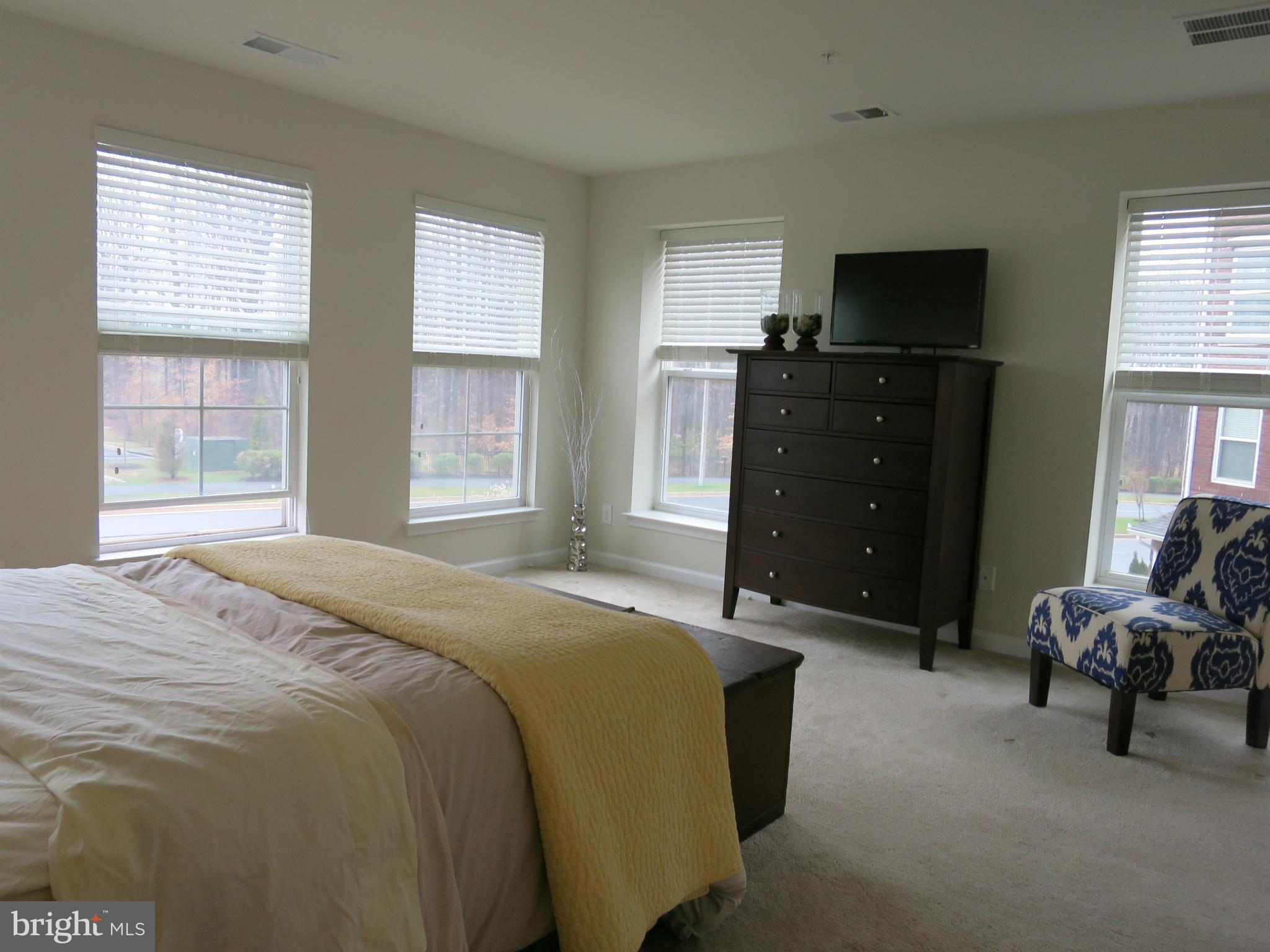 3024 Rittenhouse Circle, Unit 37 Fairfax, VA 22031 - Photo 11 of 27 Bedroom (Master)