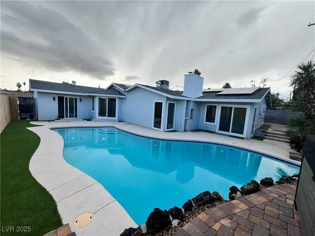 $3,600 | 3140 Hebard Drive, Las Vegas, NV 89121