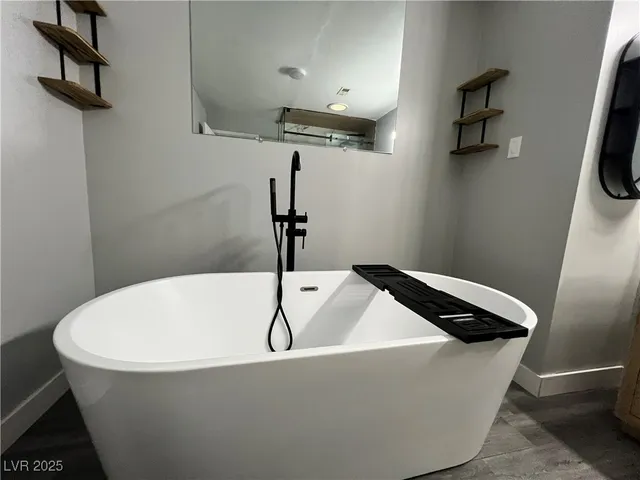 $3,600 | 3140 Hebard Drive, Las Vegas, NV 89121