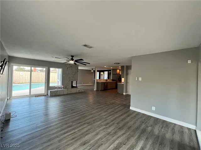 $3,600 | 3140 Hebard Drive, Las Vegas, NV 89121