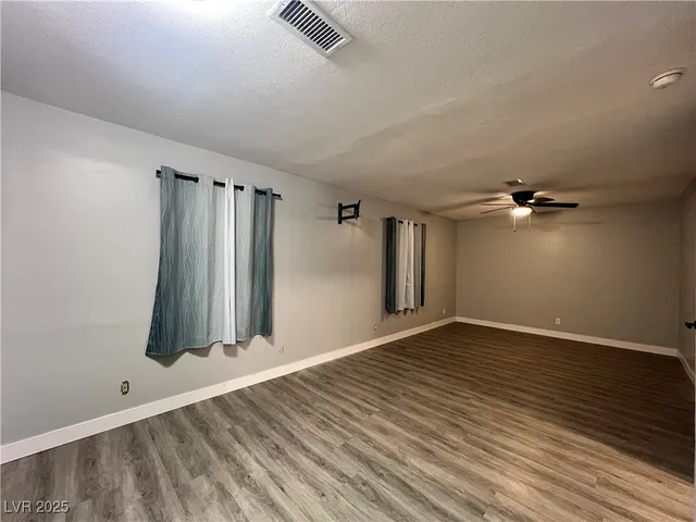 $3,600 | 3140 Hebard Drive, Las Vegas, NV 89121