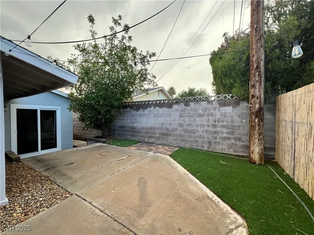 $3,600 | 3140 Hebard Drive, Las Vegas, NV 89121