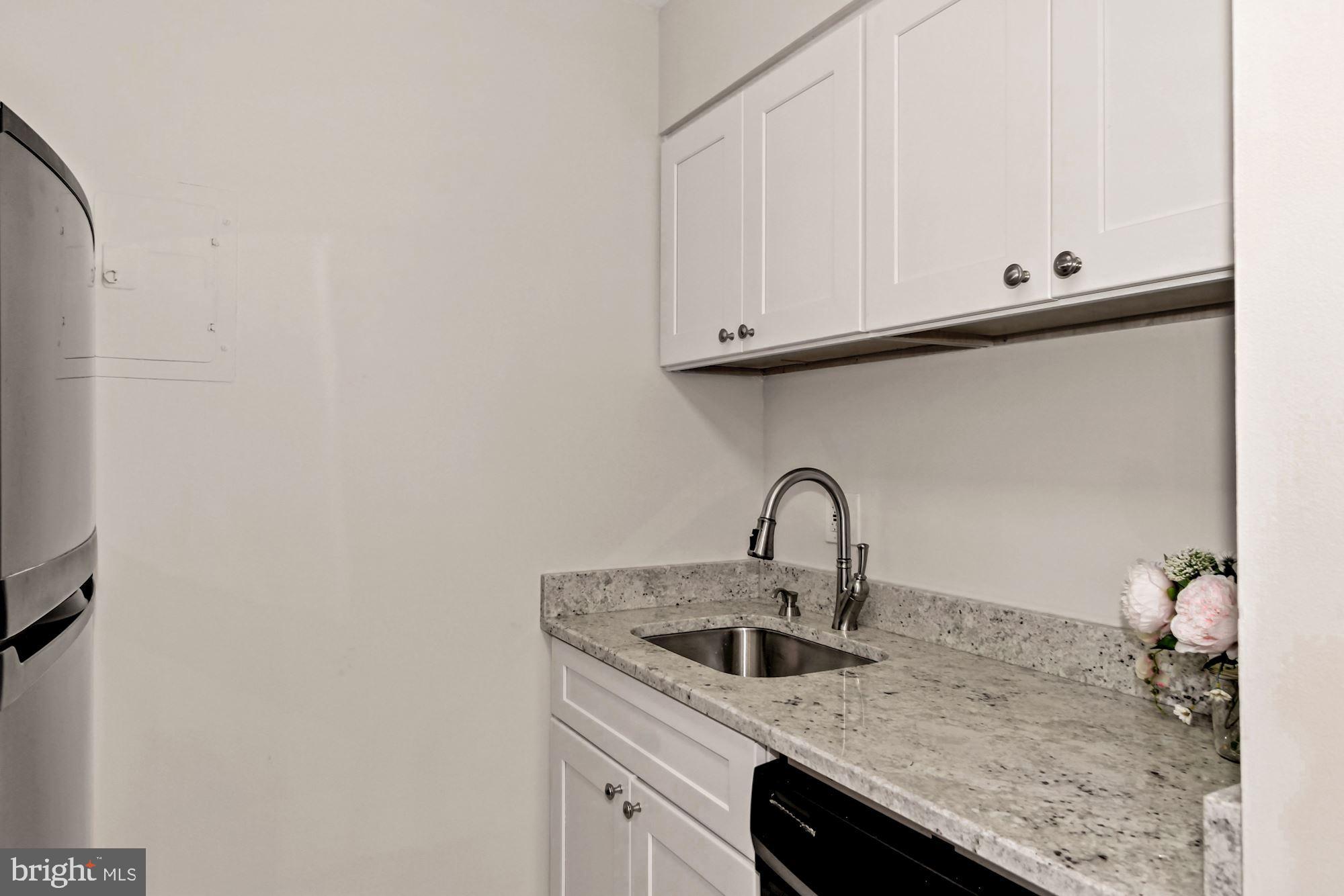 140 Georgetown Road, Unit 11 Annapolis, MD 21403 - Photo 17 of 42 Lovely Granite Just Installed