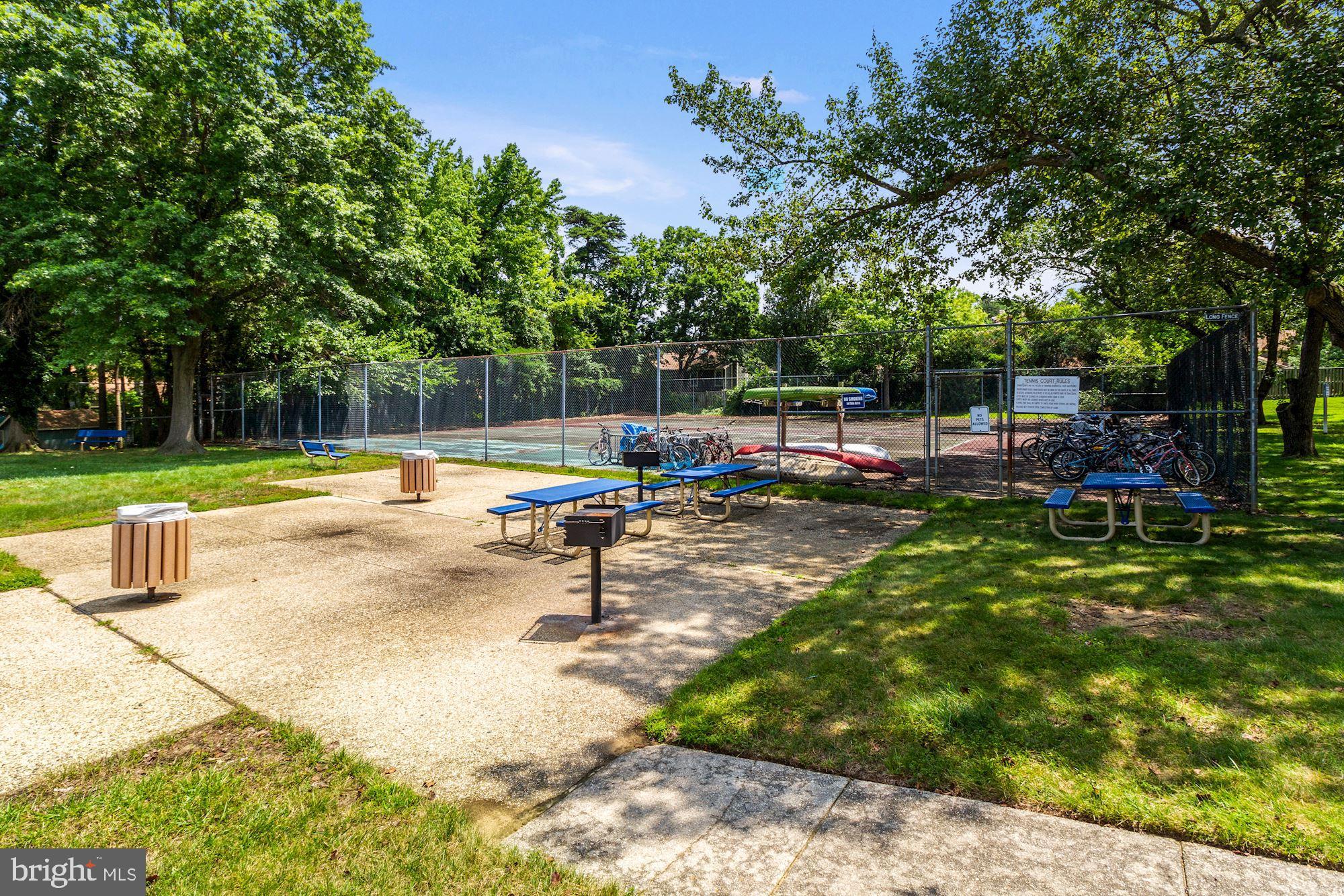 140 Georgetown Road, Unit 11 Annapolis, MD 21403 - Photo 40 of 42 Grill & Picnic Tables