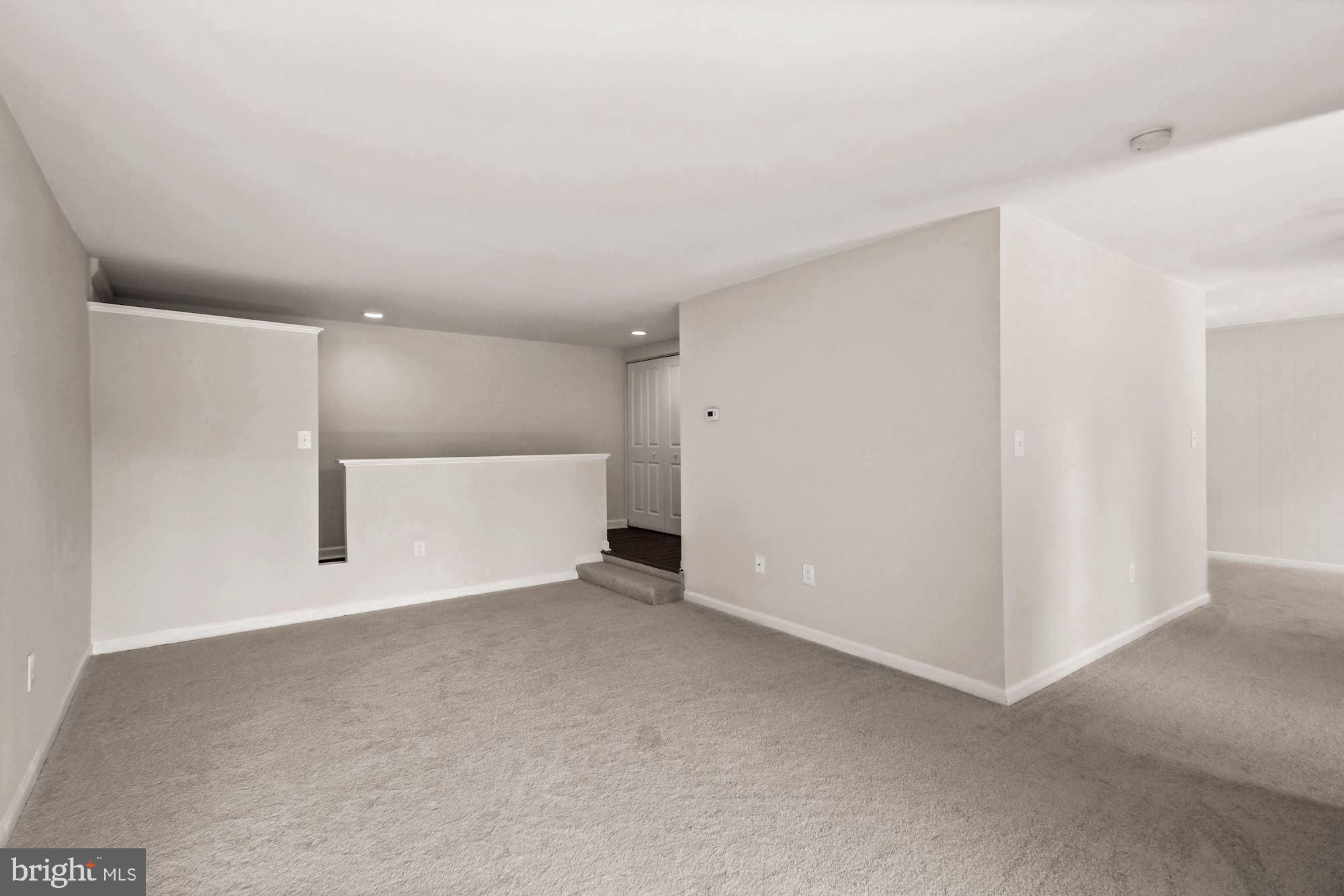 140 Georgetown Road, Unit 11 Annapolis, MD 21403 - Photo 8 of 42 Living Room to the Foyer