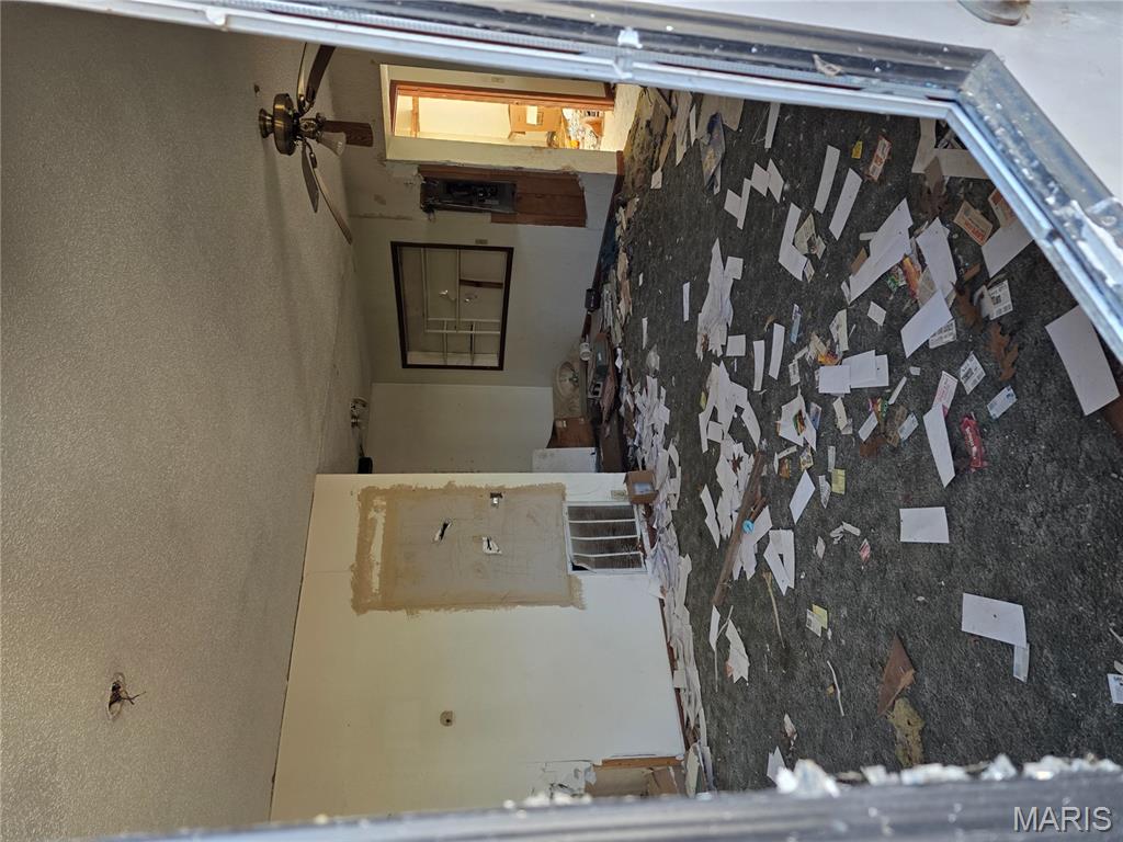 12496 Eveningshade Road Plato, MO 65552 - Photo 2 of 10