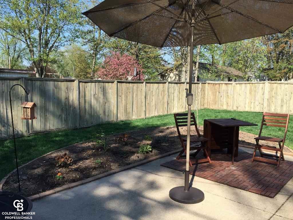 25795 South River Road Harrison Township, MI 48045 - Photo 12 of 15 31311579-11.JPG