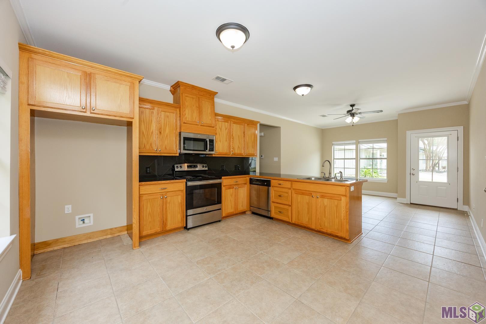 33892 Cedar Ridge Court Denham Springs, LA 70706 - Photo 9 of 18