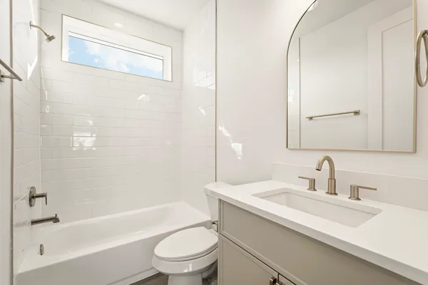 $2,875 | 3830 Wilmer Street, Houston, TX 77003