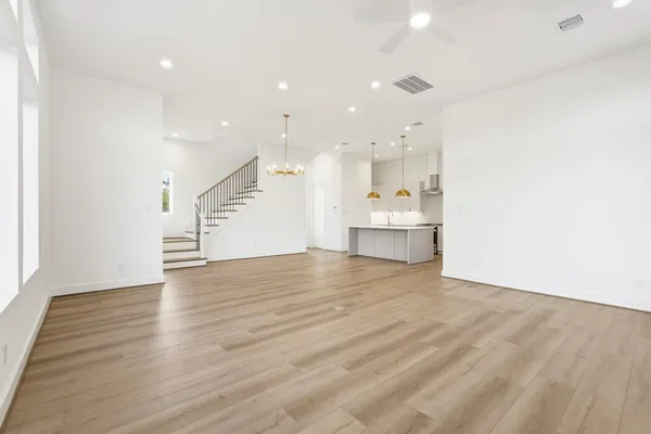 $2,875 | 3830 Wilmer Street, Houston, TX 77003
