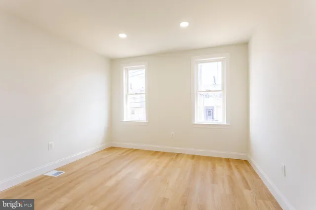 $195,000 | 321 South Macon Street, Baltimore, MD 21224