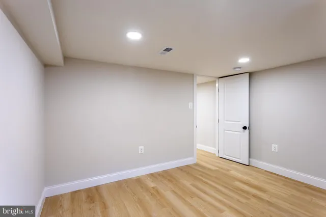 $195,000 | 321 South Macon Street, Baltimore, MD 21224