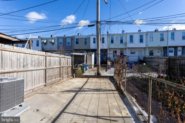 $195,000 | 321 South Macon Street, Baltimore, MD 21224