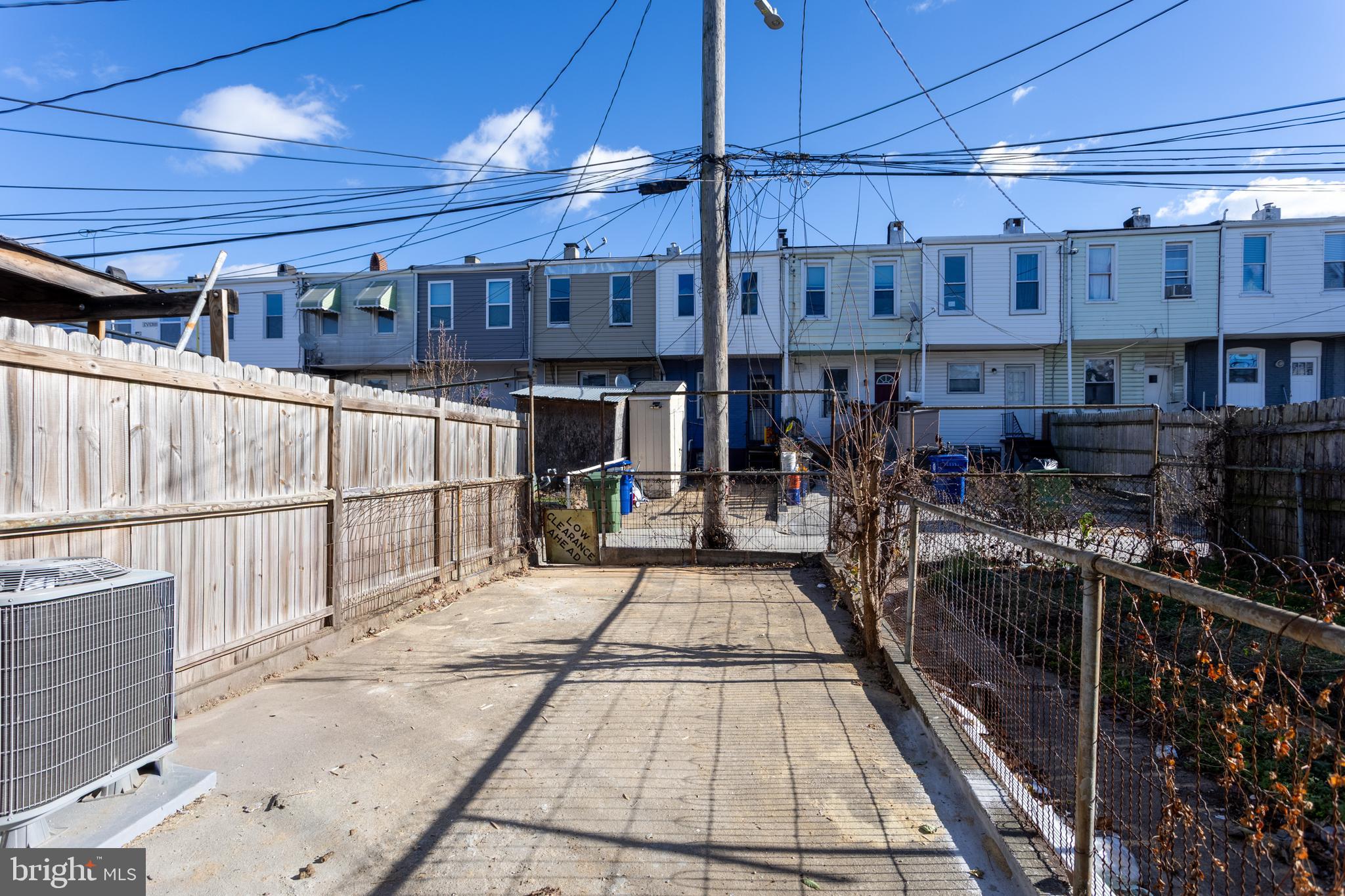 321 South Macon Street Baltimore, MD 21224 - Photo 29 of 44