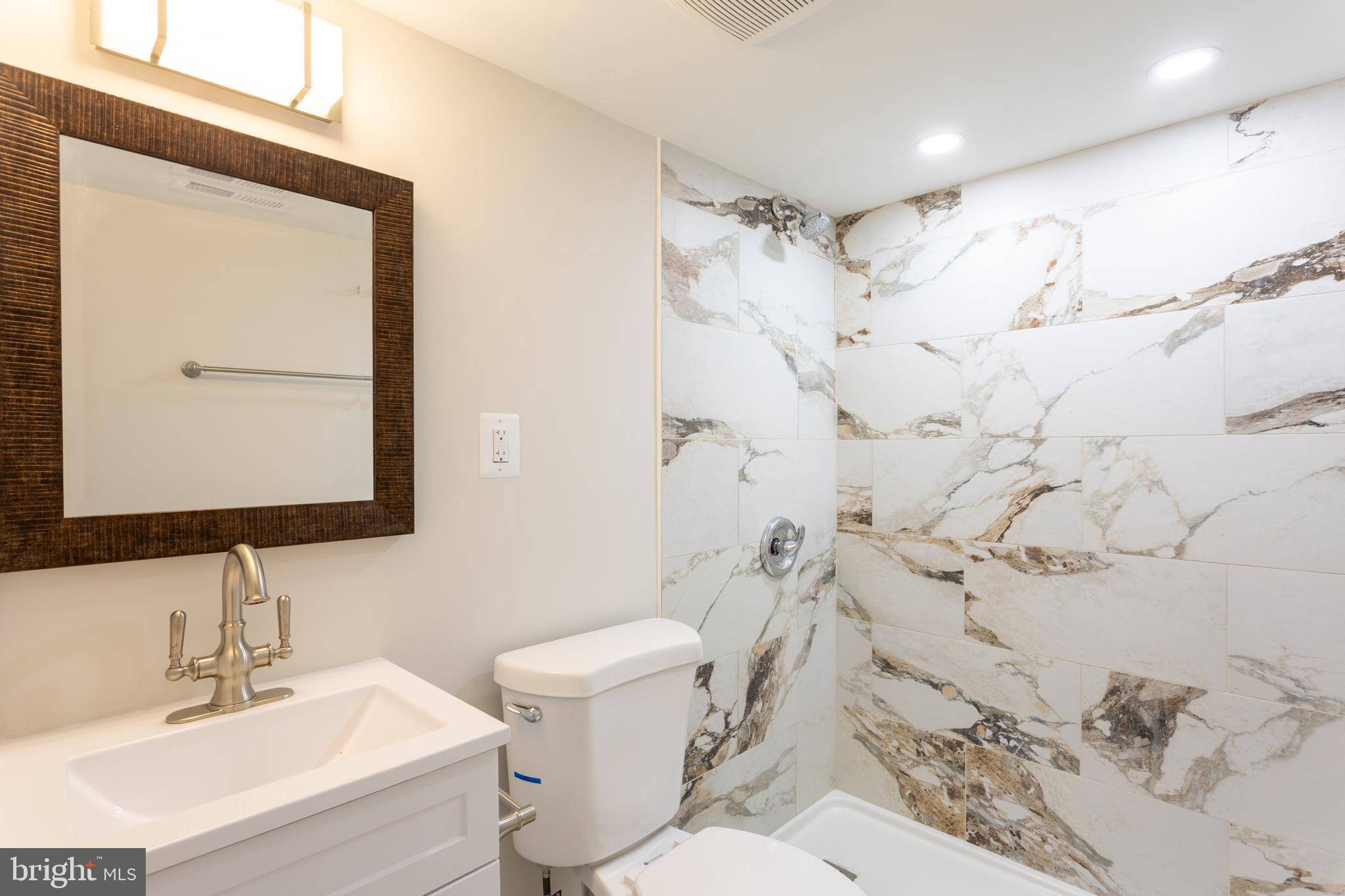 321 South Macon Street Baltimore, MD 21224 - Photo 34 of 44