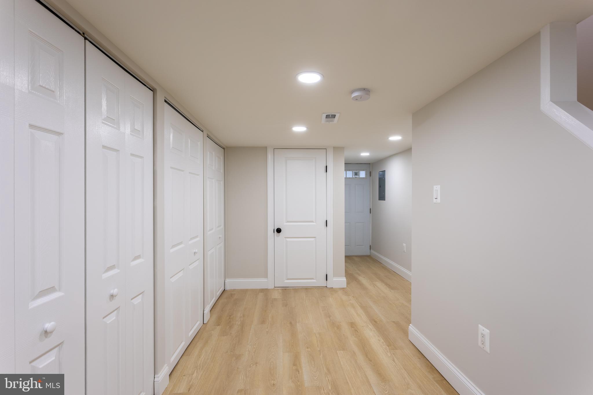 321 South Macon Street Baltimore, MD 21224 - Photo 37 of 44