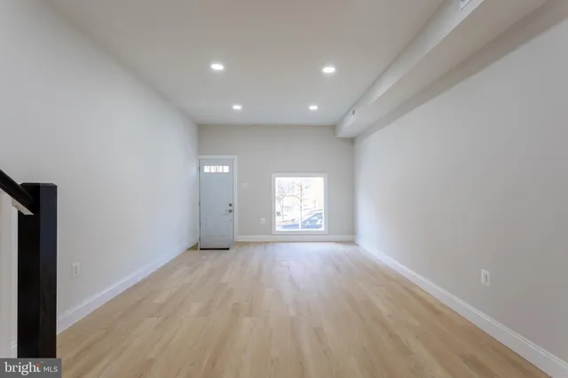 $195,000 | 321 South Macon Street, Baltimore, MD 21224