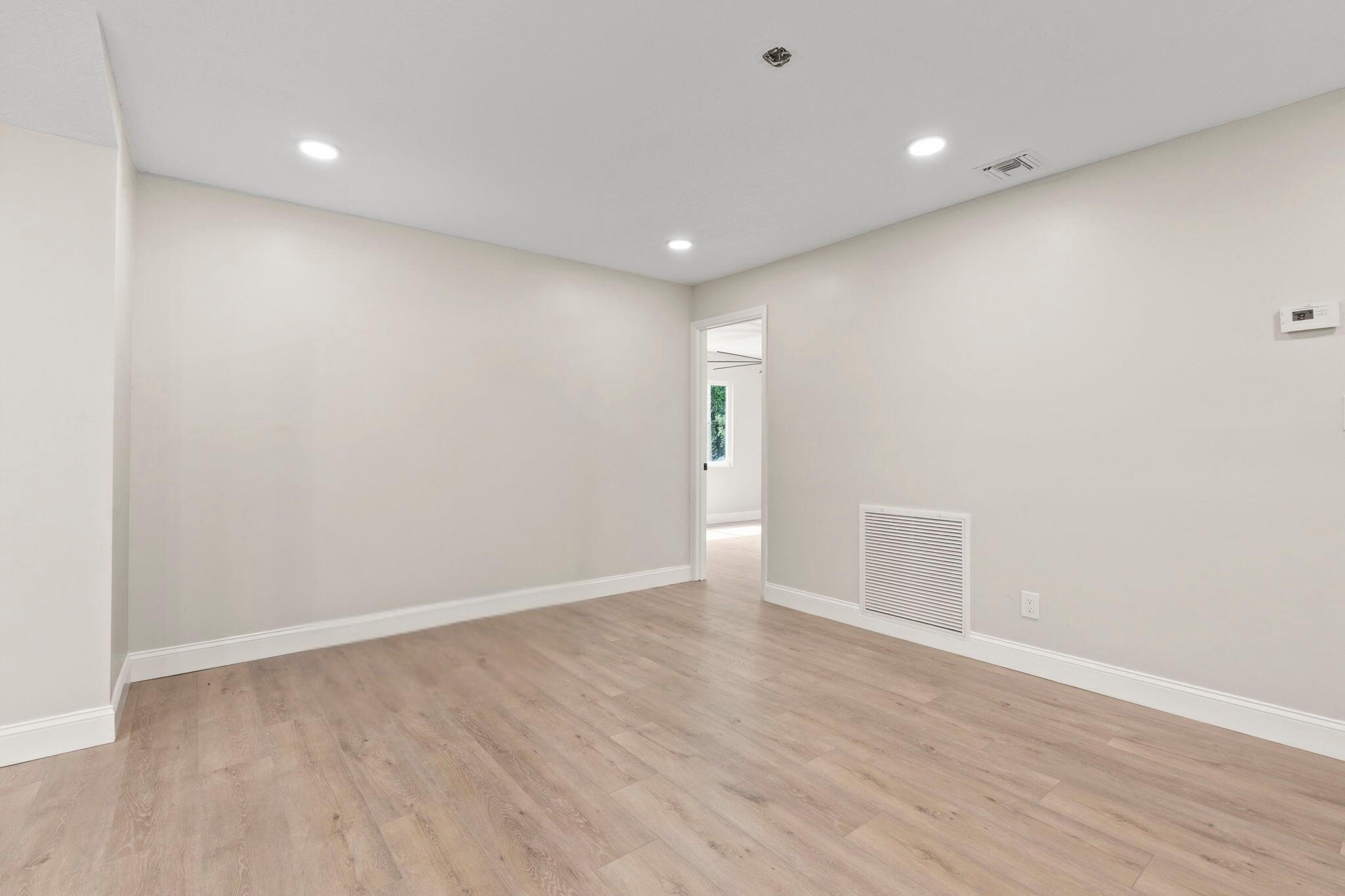 202 Laidback Way Fort Pierce, FL 34945 - Photo 14 of 37 dining