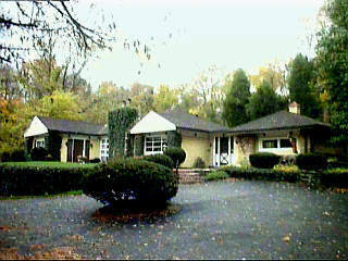 735 Locust Corner Road Cincinnati, OH 45245 - Photo 1 of 1 Gallery Image 1