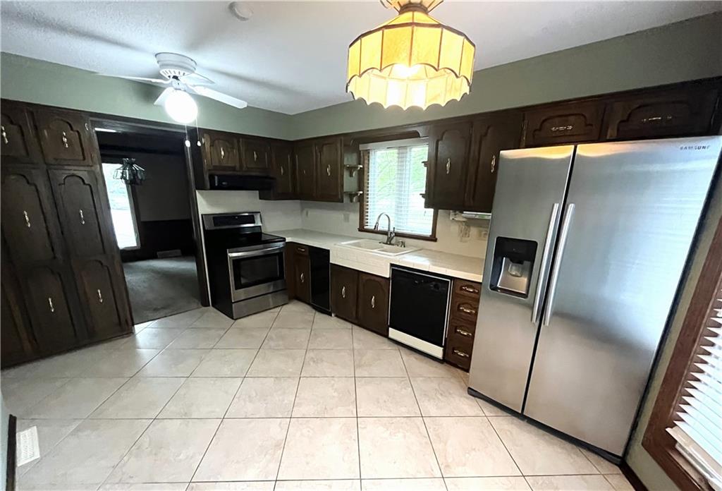1208 Southwest 23rd Street Blue Springs, MO 64015 - Photo 5 of 20