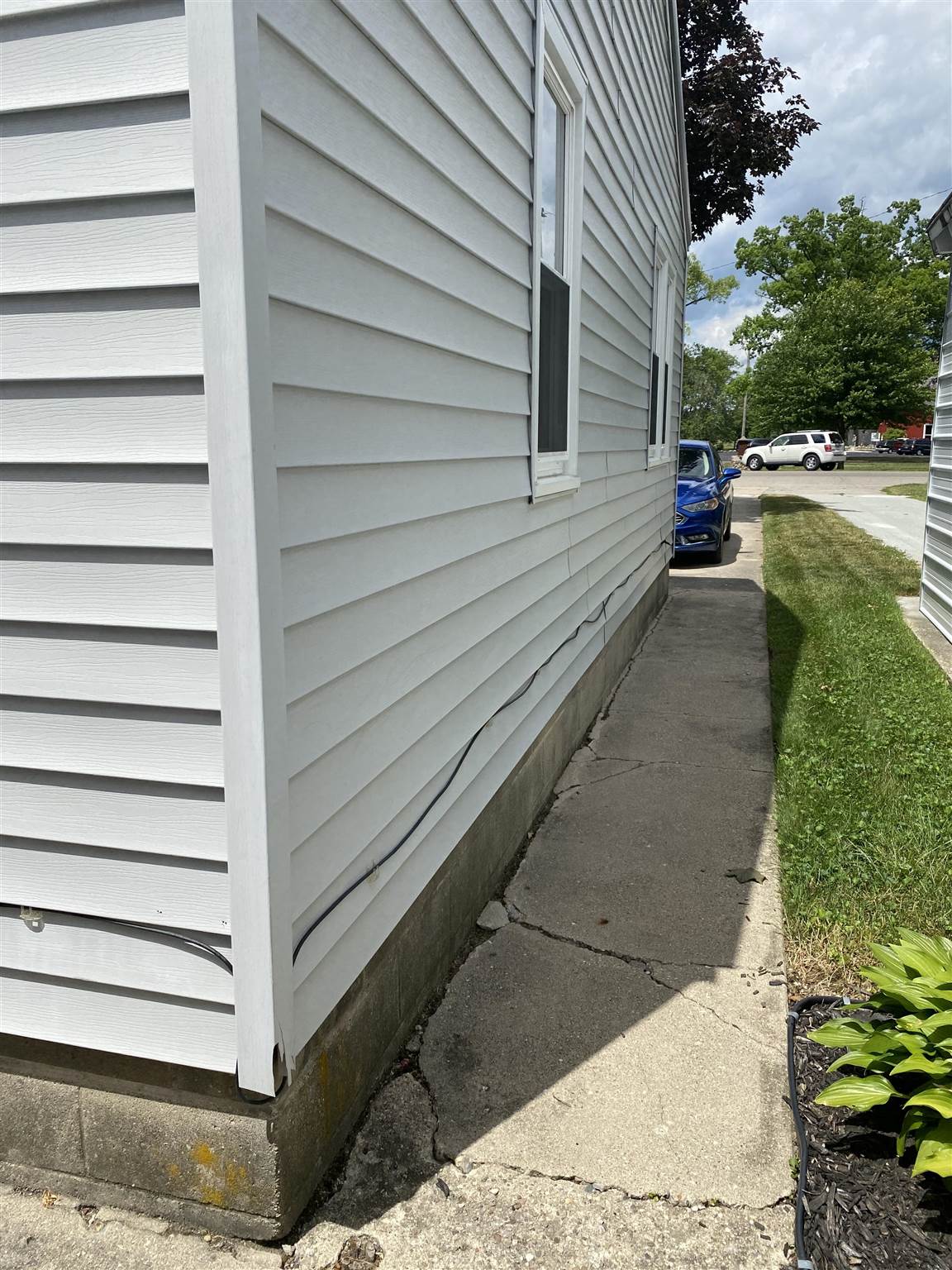 1015 East 9th Street Rochester, IN 46975 - Photo 8 of 26