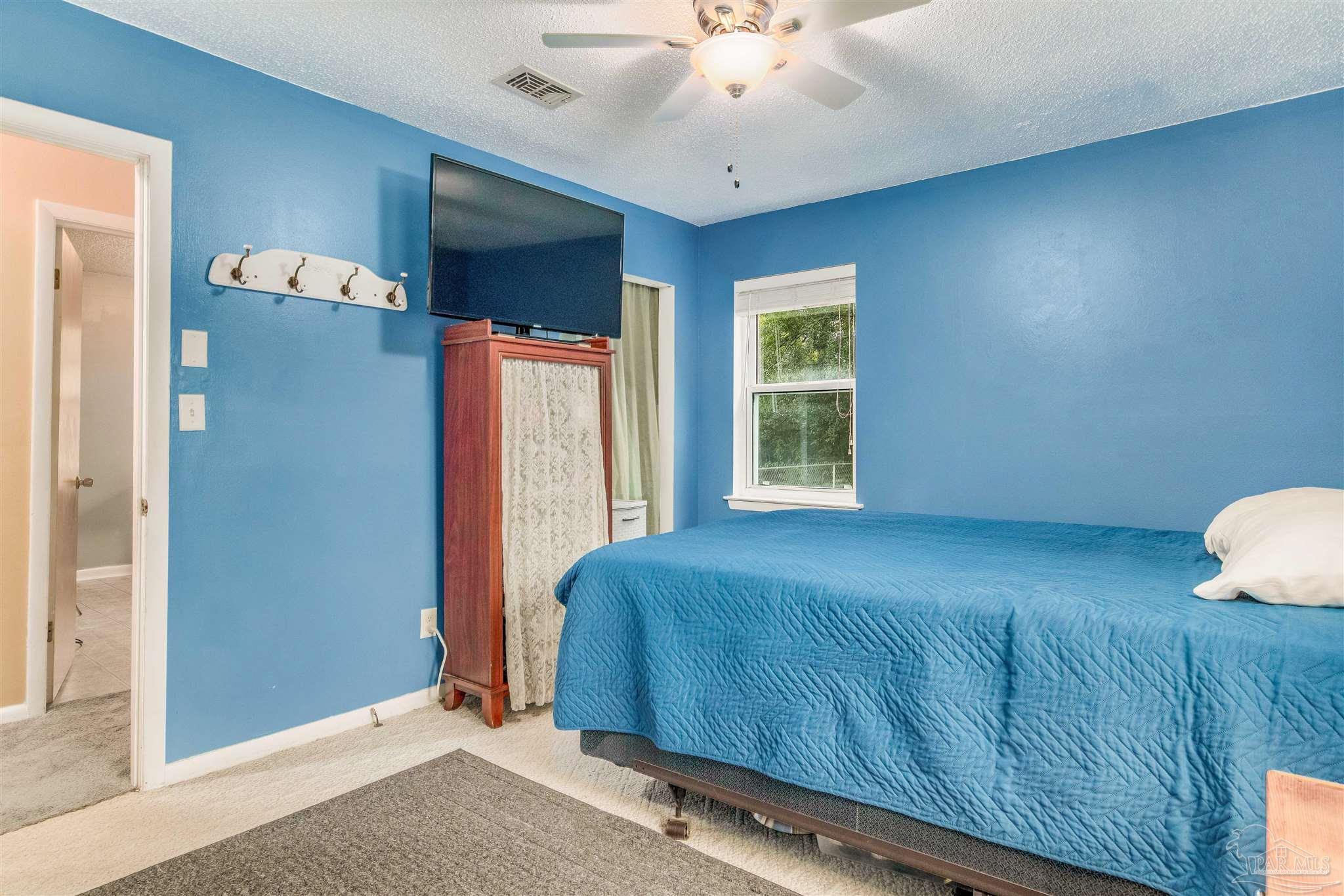 1037 Isabella Road Cantonment, FL 32533 - Photo 17 of 49