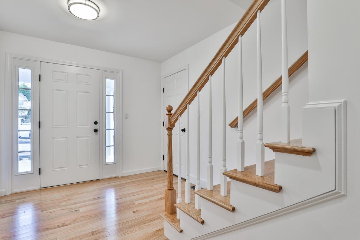 51 Forestedge Way Manchester, NH 03102 - Photo 17 of 37 Gallery Image 17