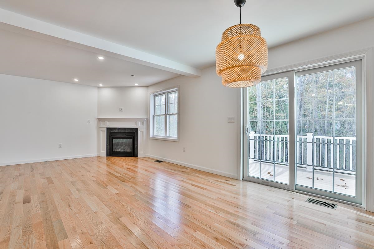 51 Forestedge Way Manchester, NH 03102 - Photo 23 of 37 Gallery Image 23