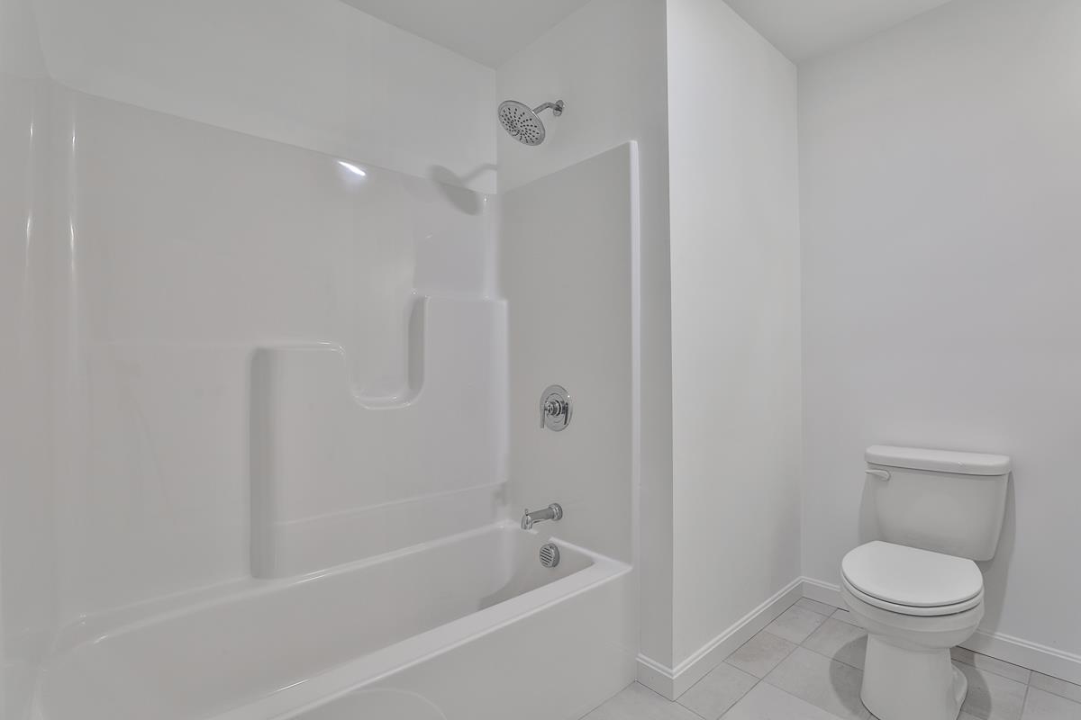 51 Forestedge Way Manchester, NH 03102 - Photo 31 of 37 Gallery Image 31