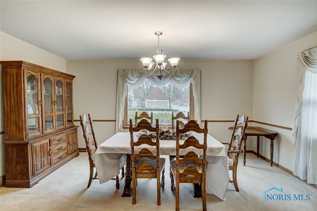 406 Eagle Point Road Rossford, OH 43460 - Photo 9 of 35 Gallery Image 9