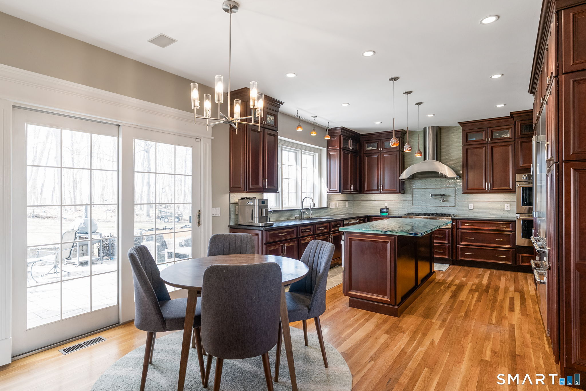 76 Lofgren Road Avon, CT 06001 - Photo 22 of 40