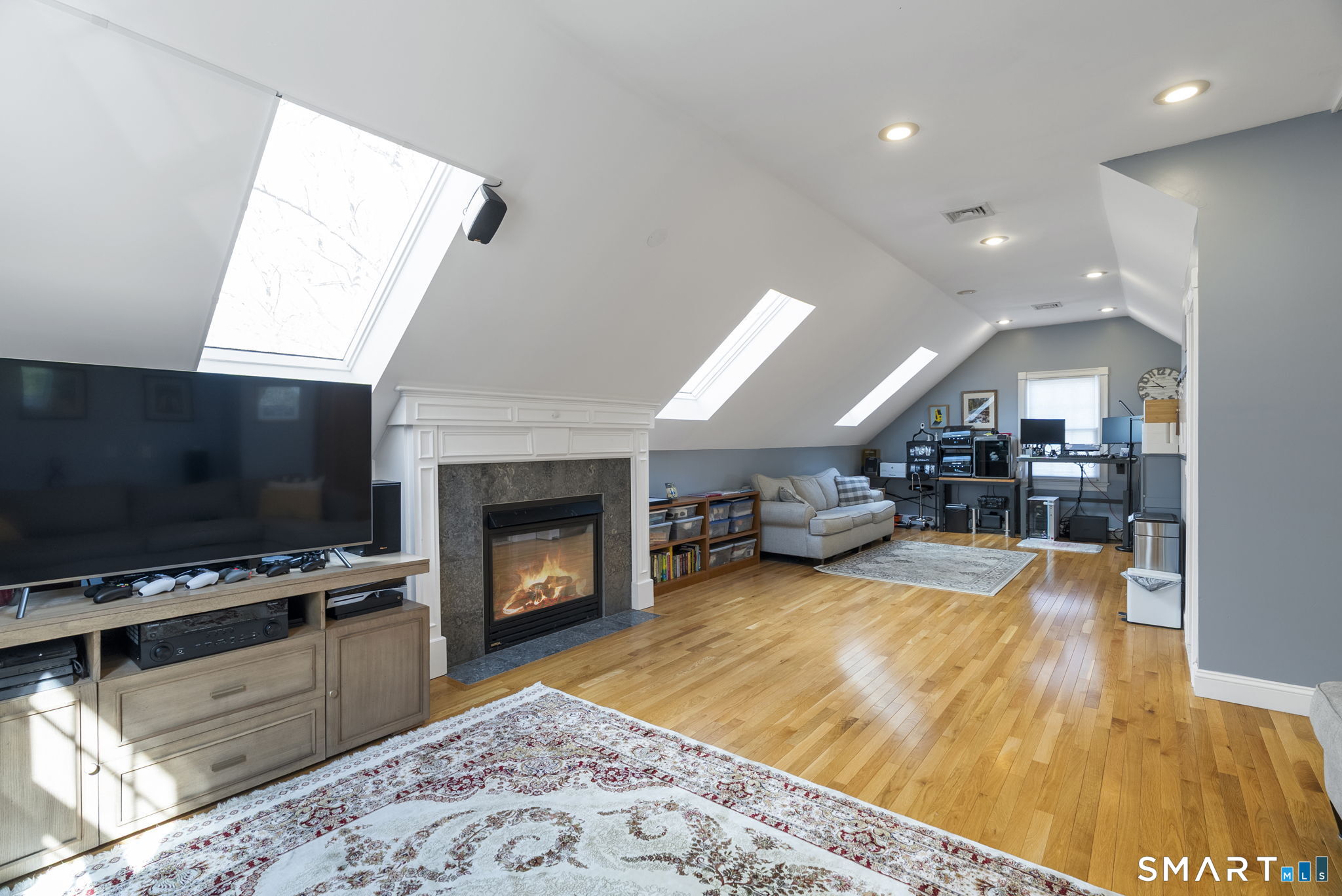 76 Lofgren Road Avon, CT 06001 - Photo 36 of 40