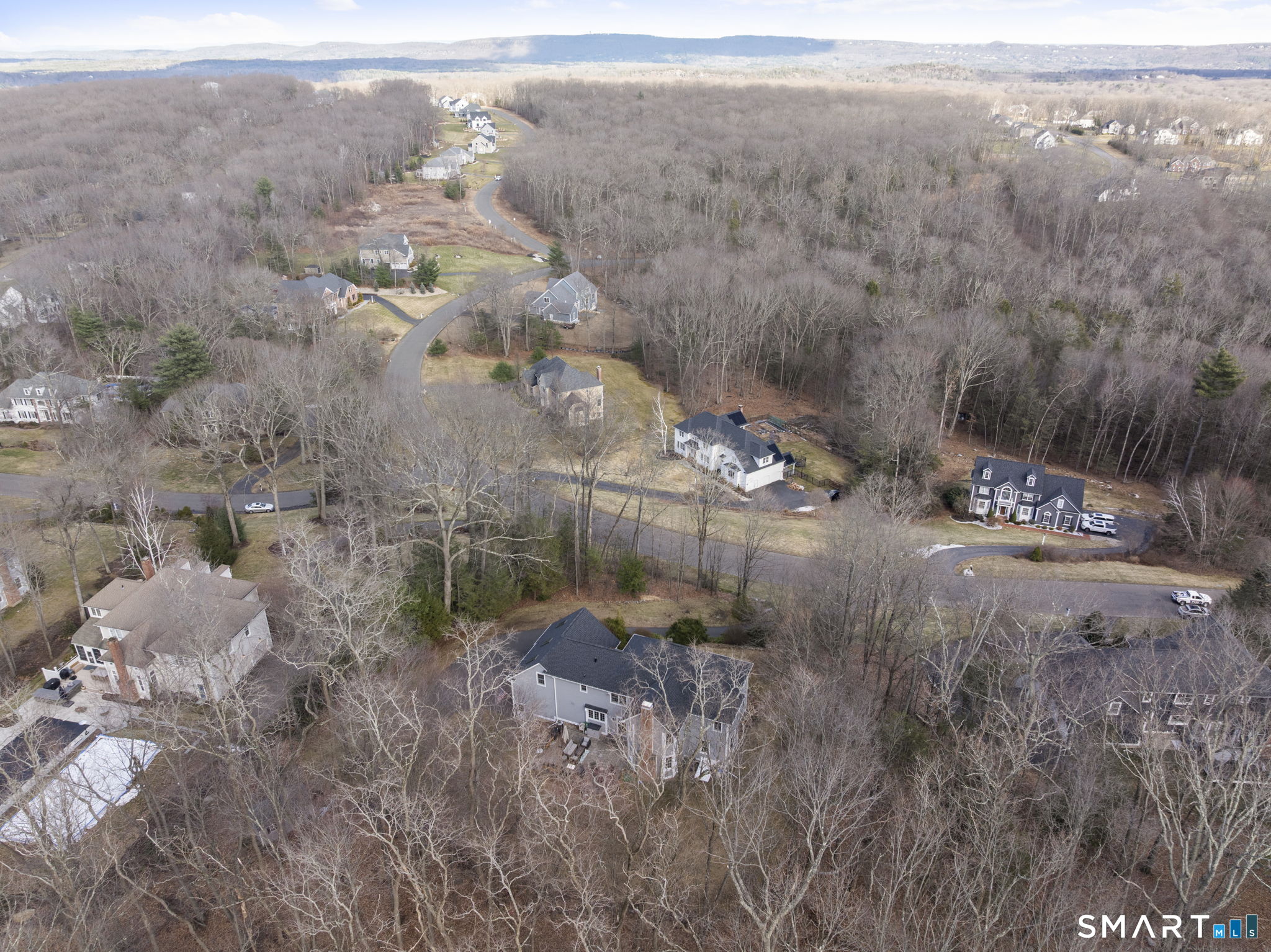 76 Lofgren Road Avon, CT 06001 - Photo 5 of 40