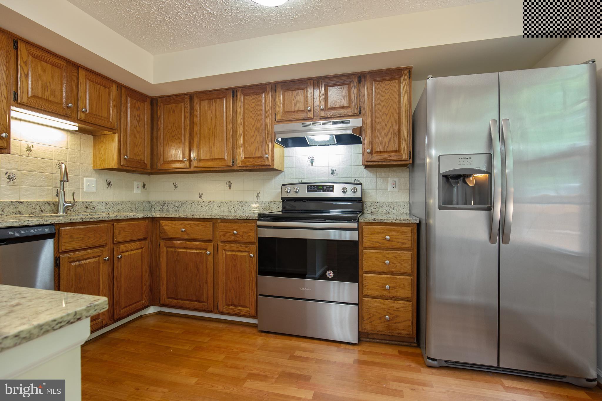 7534 Aspenpark Road Lorton, VA 22079 - Photo 22 of 29 Kitchen