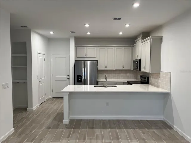 $452,990 | 9928 Red Canoe Alley, Orlando, FL 32832