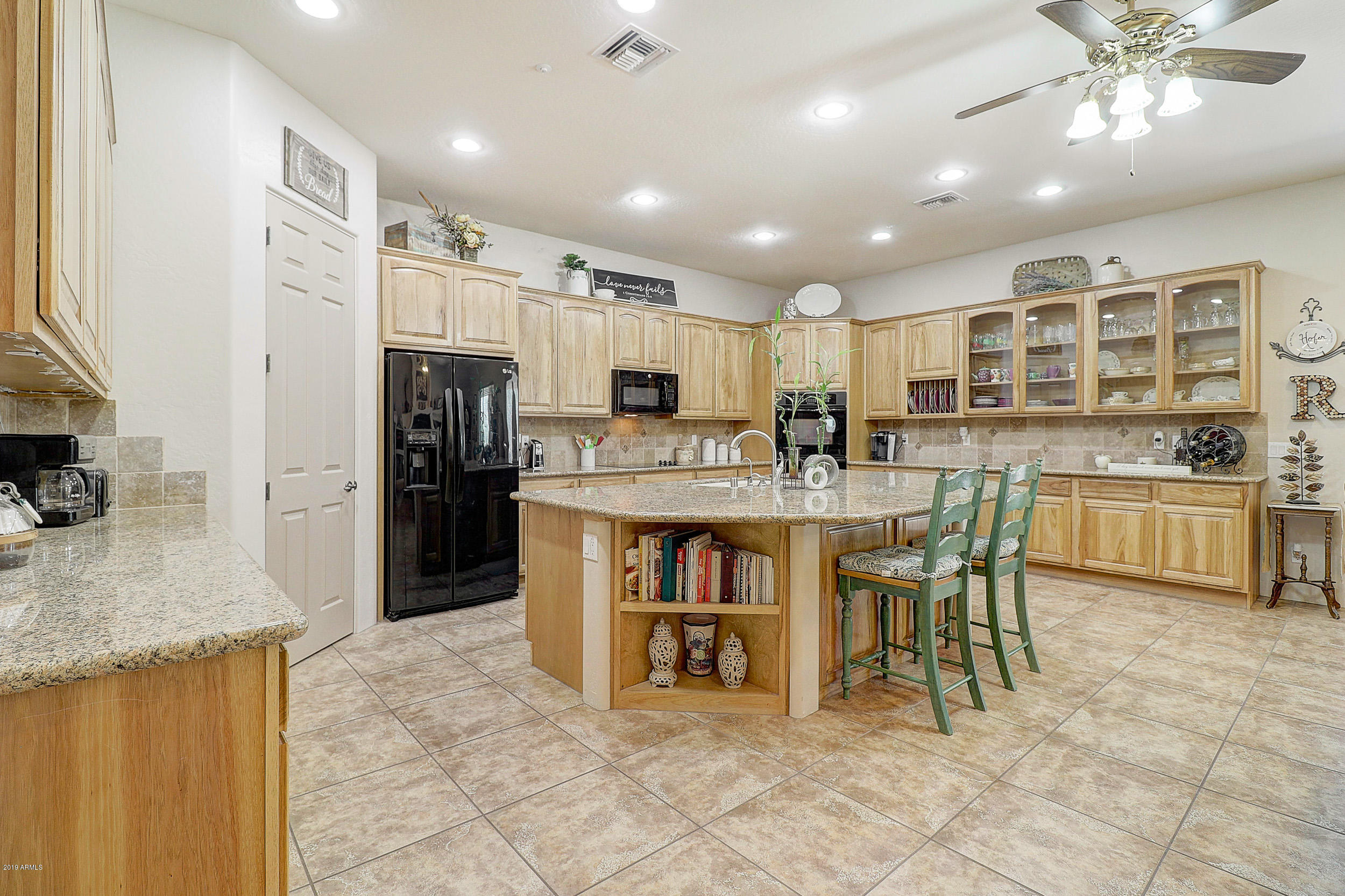 16175 West Skinner Road Surprise, AZ 85387 - Photo 8 of 37 B (7)