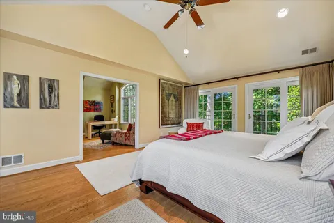 $1,490,000 | 6 Old Stage Court, Rockville, MD 20852