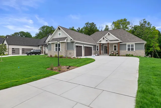 $1,345,000 | N66-w21333 Sagebrush Drive, Menomonee Falls, WI 53051