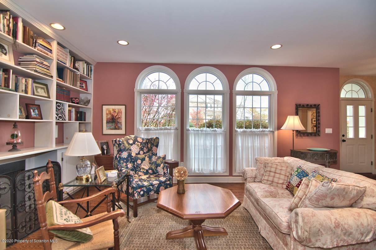 816 Saddle Loop Road Clarks Summit, PA 18411 - Photo 17 of 105 Gallery Image 17